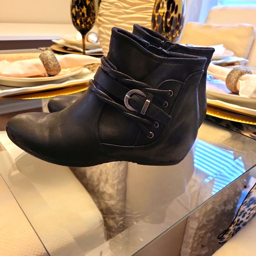 Ankle boots